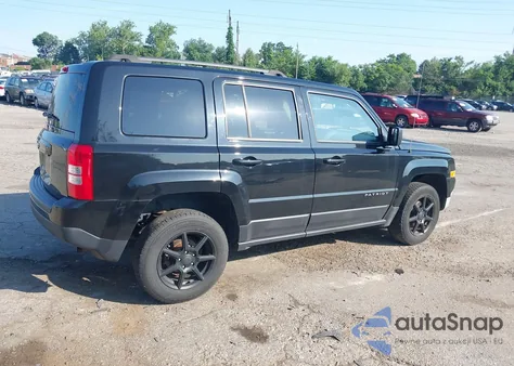 2016 Jeep Patriot Sport из США, поврежденный, VIN 1C4NJRBBXGD521557